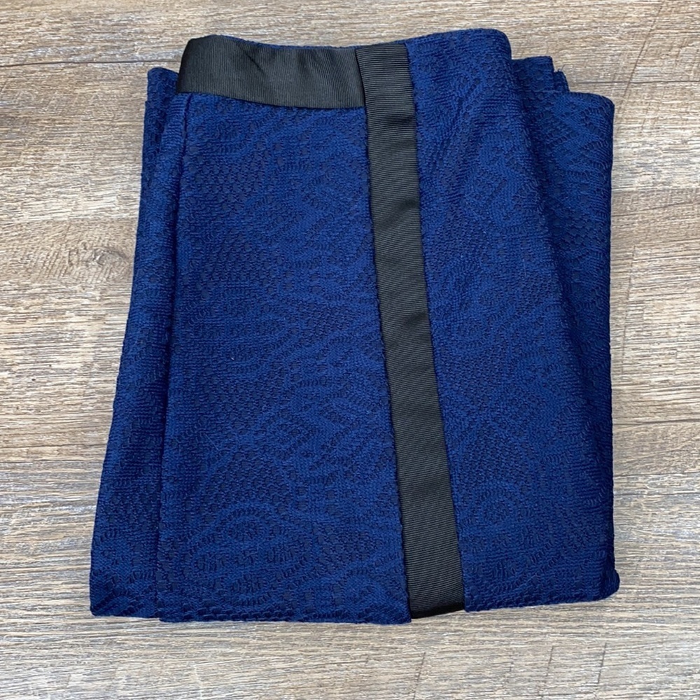 New York & Company Stretch Casual Skirt size 4 - Picture 10 of 10